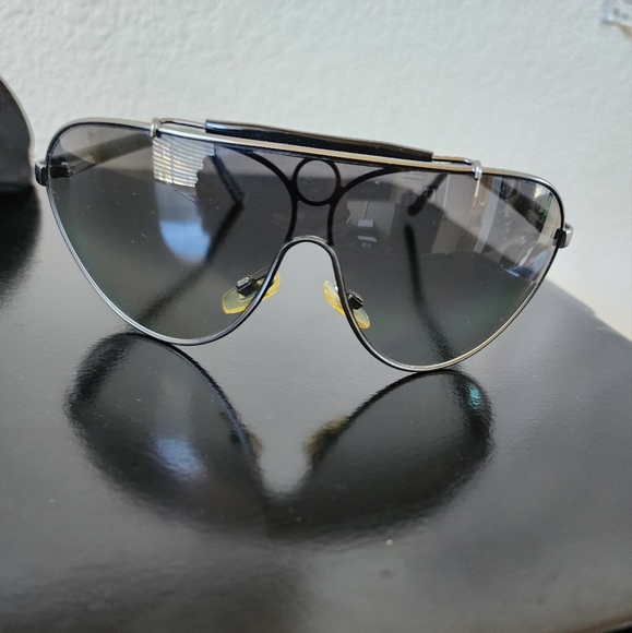 Ralph Lauren sunglasses - Picture 3 of 8